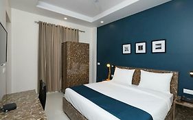 Galaxy Hotel Gurgaon